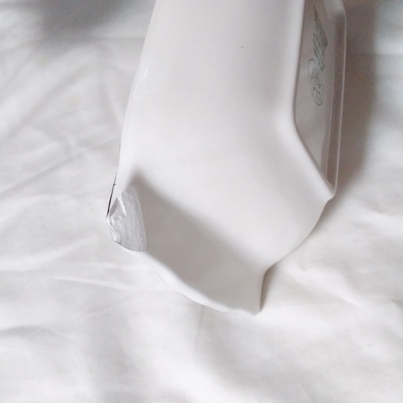 Green and Cream Pesto Sauce Dish - Picture 5 of 11